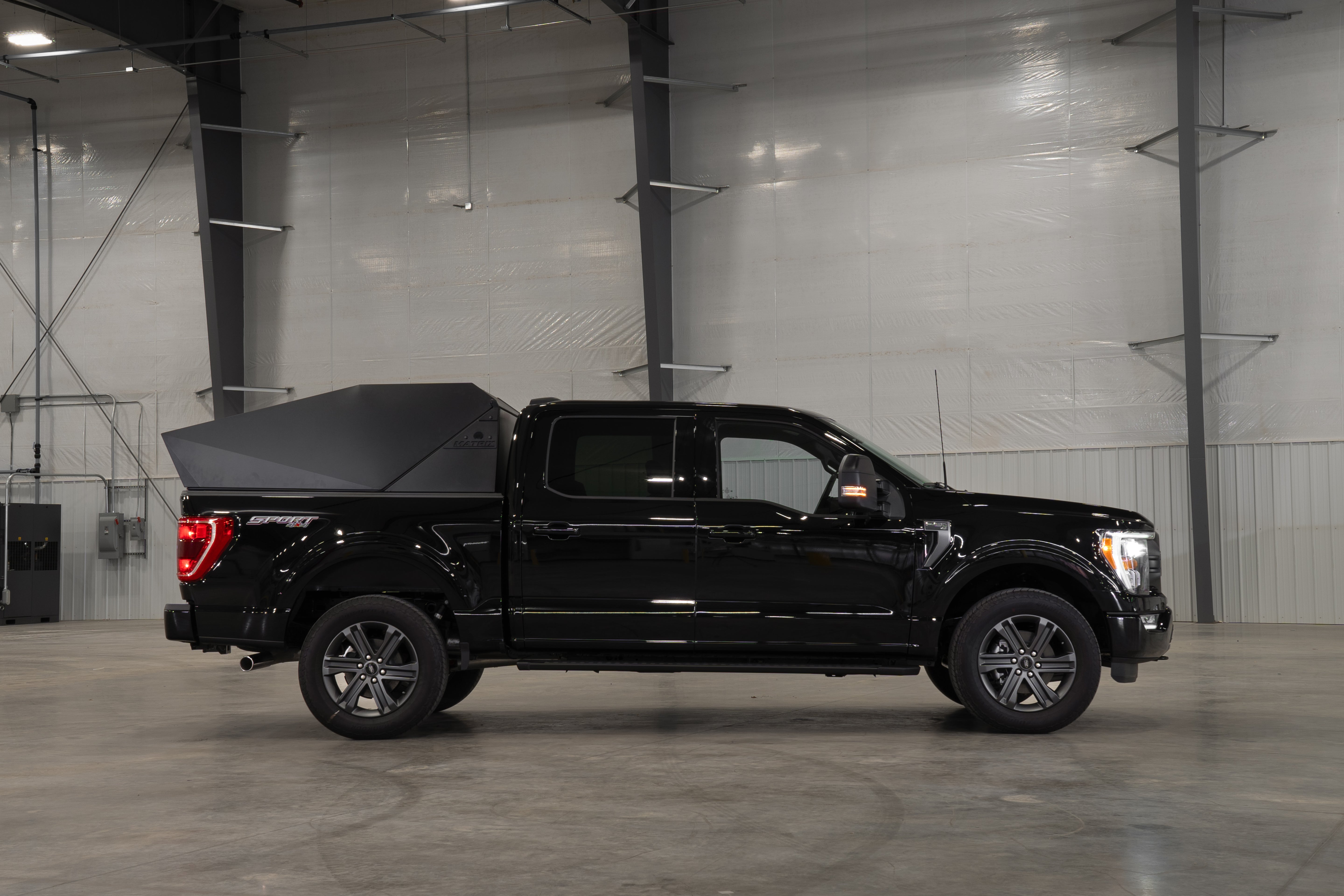 Matrix ST Truck Topper